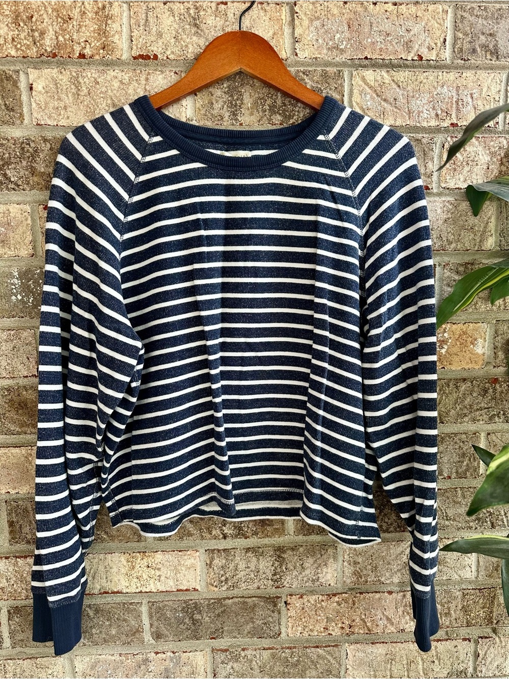 Miles by Madewell Soft Cotton blend Striped Navy & White Crewneck Top Medium